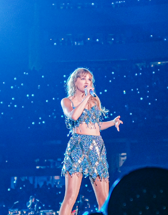 Taylor Swift performs her 1989 set at the Eras Tour.