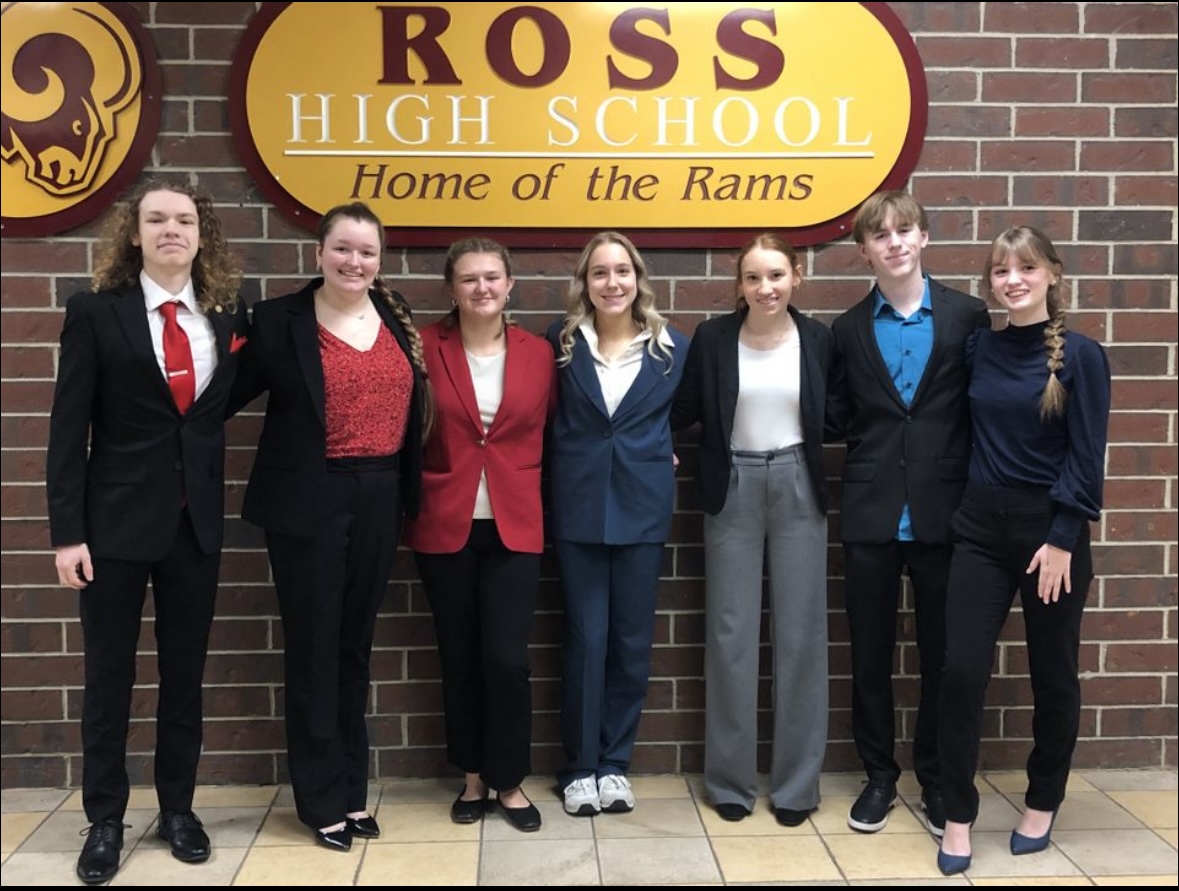 The+2024+Mock+Trial+team